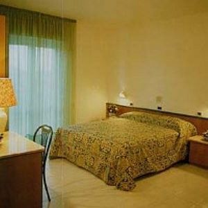 Mediterraneo Hotel